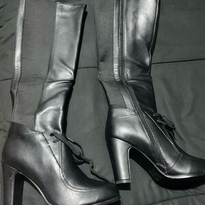 Elegant Black Women's Boots